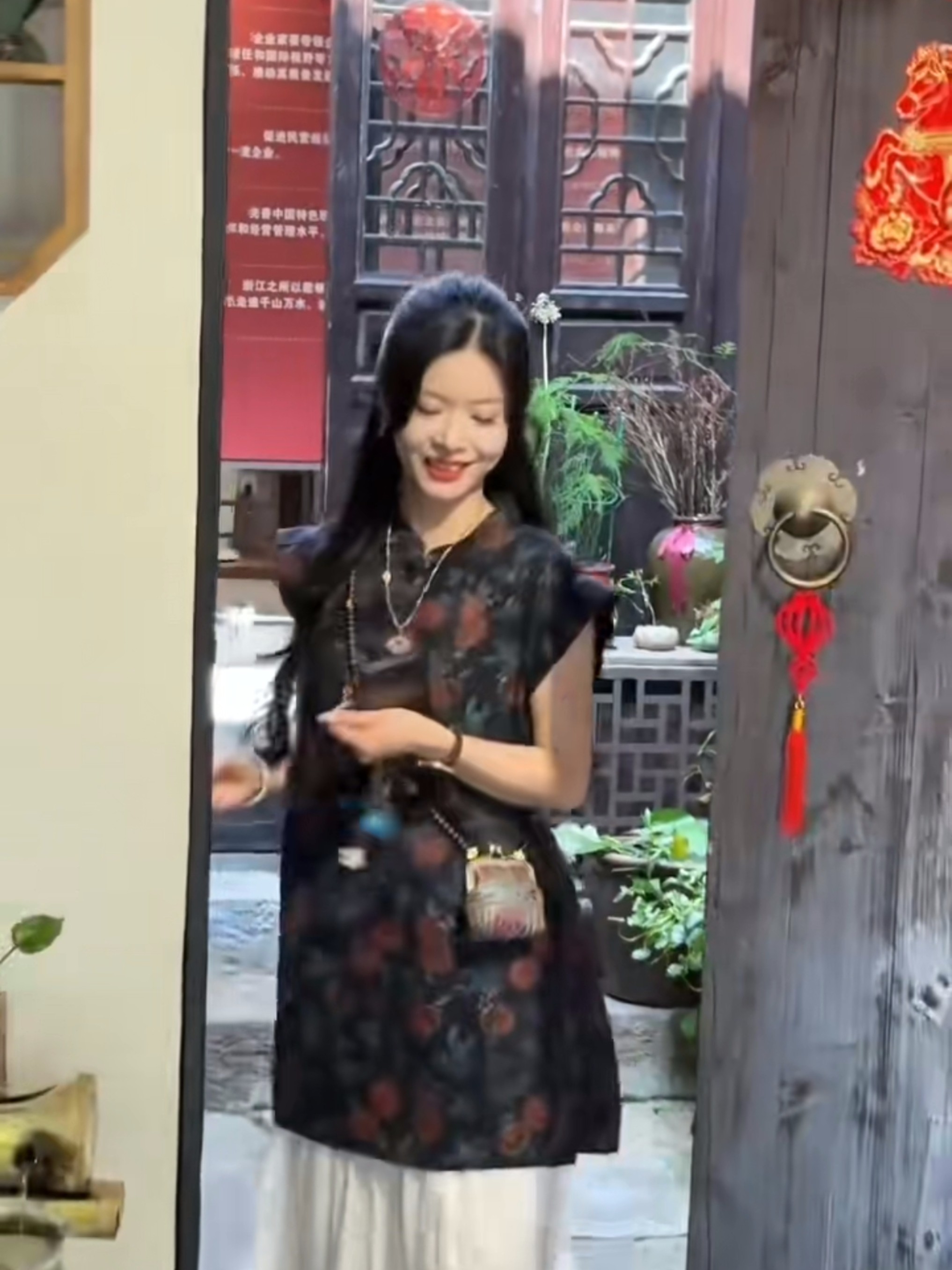 新中式复古碎花宽松立领小飞袖上衣女夏季新款高级感气质显瘦小衫