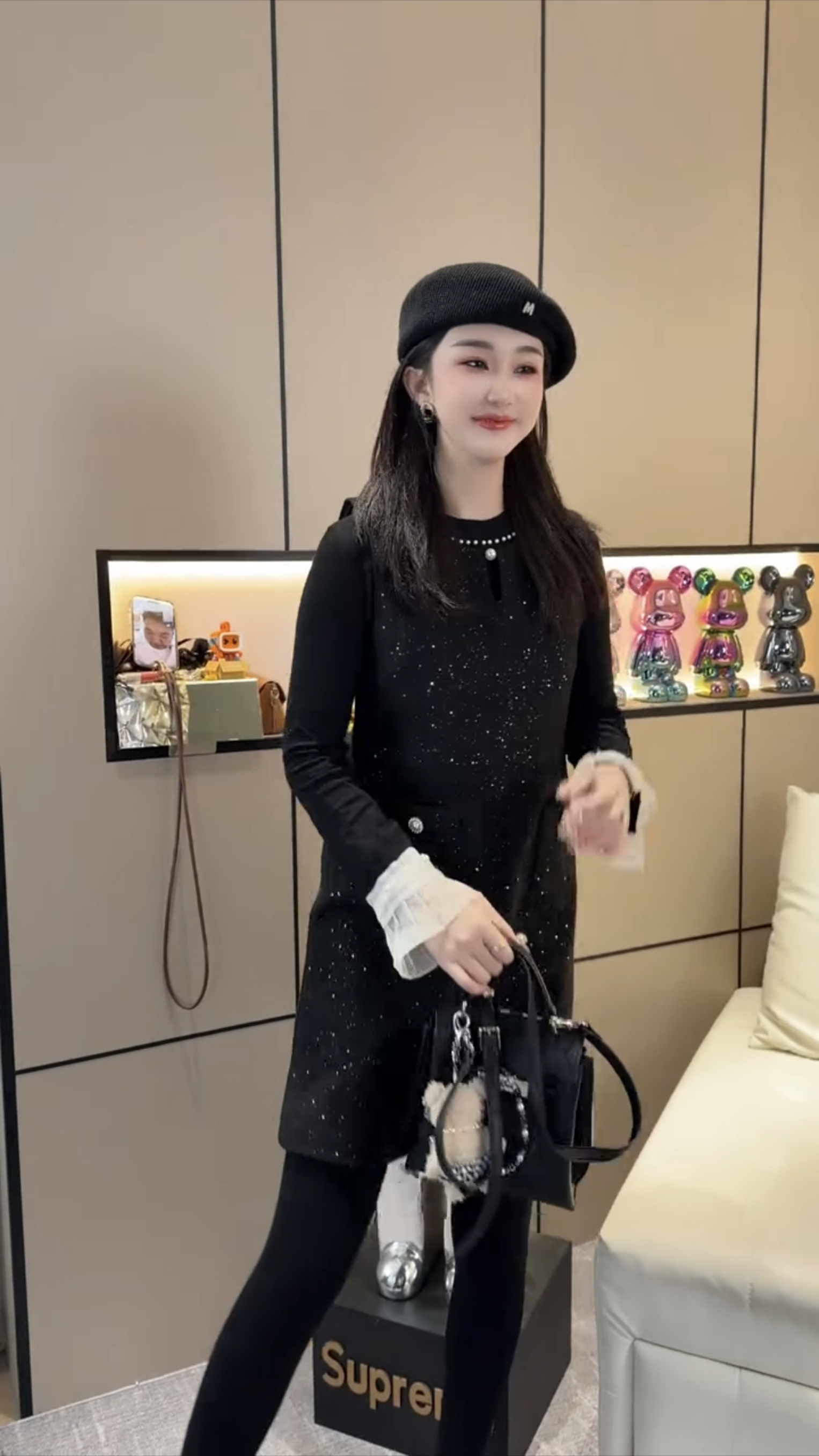 轻奢气质时尚套装女2025冬新款喇叭袖拼接打底衫+无袖毛尼连衣裙