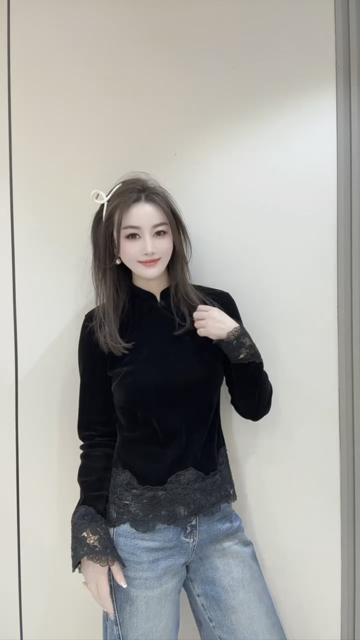 早春黑色丝绒立领盘扣修身衬衫