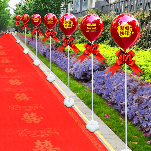 结婚路引气球婚礼室外布置