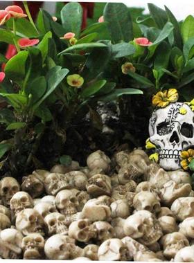 Halloween flower POTS decorated with skull resin ornaments
