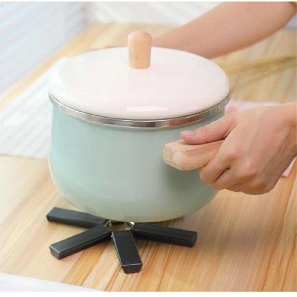 Heat Resistant Placemat Portable And Compact Heat Resistant