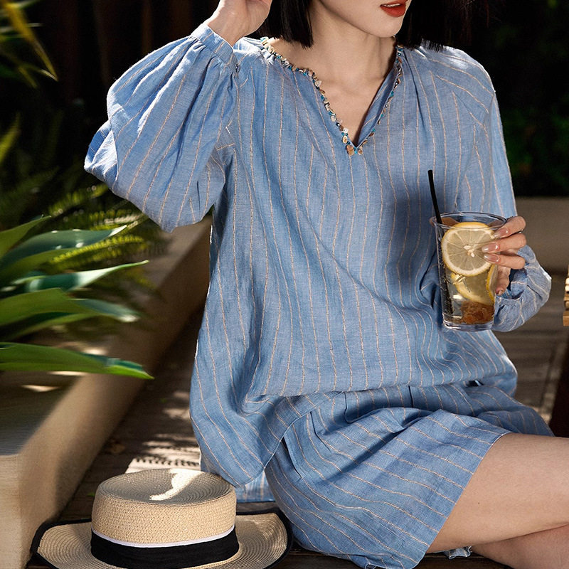 清凉亚麻衬衫+短裤套装 设计感衬衫热裤条纹蓝白色小上衣女装夏季