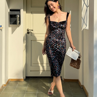 显瘦包臀长裙 钻石绒黑色丝绒碎花吊带连衣裙女修身 ooh itch痒痒