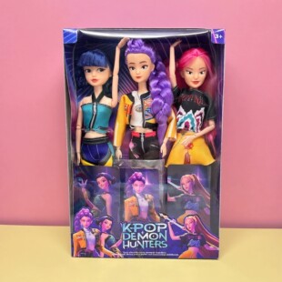 KPOP猎魔女团周边12关节可动搪胶公仔七彩灯光底座手办玩偶模型