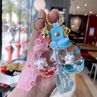 创意入油玉桂狗钥匙扣可爱精致少女心流沙大耳狗迷你瓶书包挂件