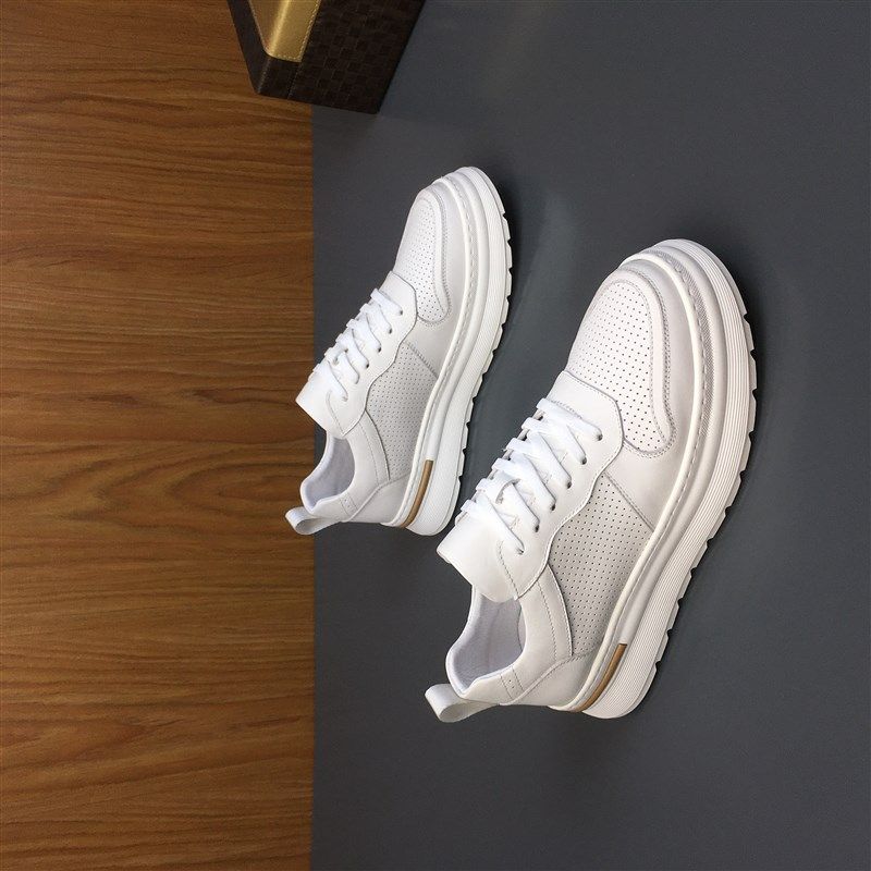 2025新款夏季透气小白鞋男士低帮轻便休闲鞋真皮冲孔百搭鞋子男潮,流行男鞋,休闲板鞋,淘宝优惠券,粉丝福利购,淘宝优惠卷