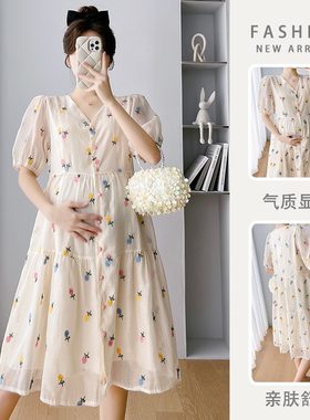 2023孕妇连衣裙夏装高腰设计y感V领泡泡袖碎花裙夏天外出绣花裙子
