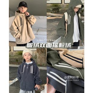 源源家童装冬装男童外套2023新款儿F童加绒夹克宝宝连帽上衣洋派