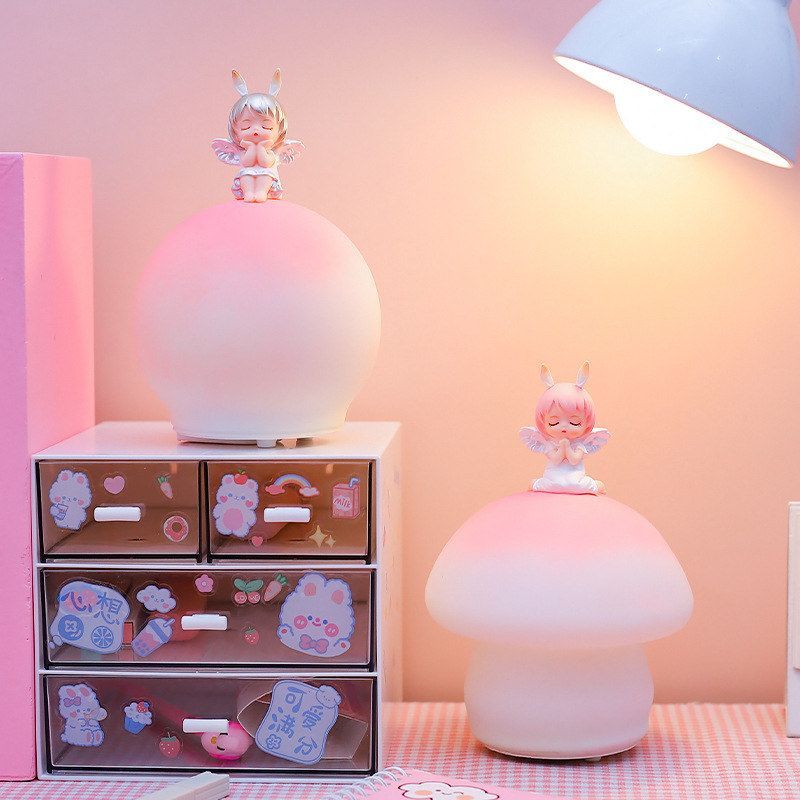 摆件新款之上发光妮灯节日装饰品