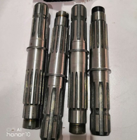 久保田拖拉机704 854 954 1004动力输出轴 PTO轴久保田拖拉机轴头