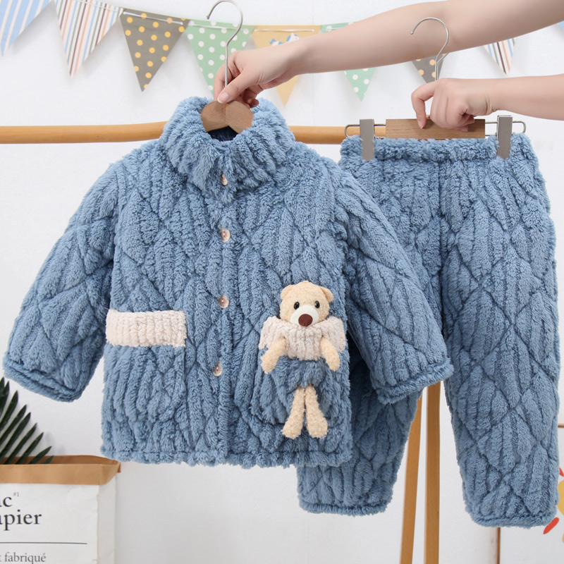 秋冬季儿童睡衣法兰绒三层加厚款夹棉套装宝宝男童女童保暖家居服