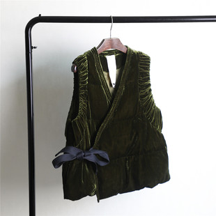 高奢光泽感 白鹅绒斜系带V领宽松羽绒马夹女 真丝丝绒面料