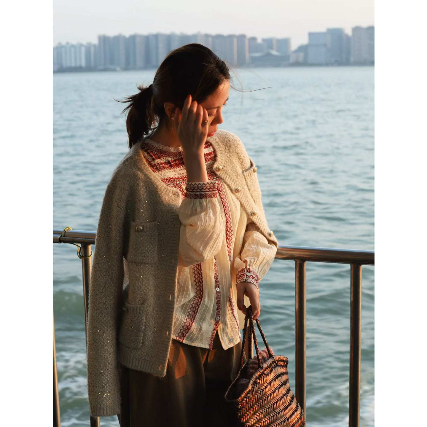 太贵气了！！高品质 鎏金亮片 小香风口袋毛针织开衫外套女,女装/女士精品,毛针织衫,淘宝优惠券,粉丝福利购,淘宝优惠卷