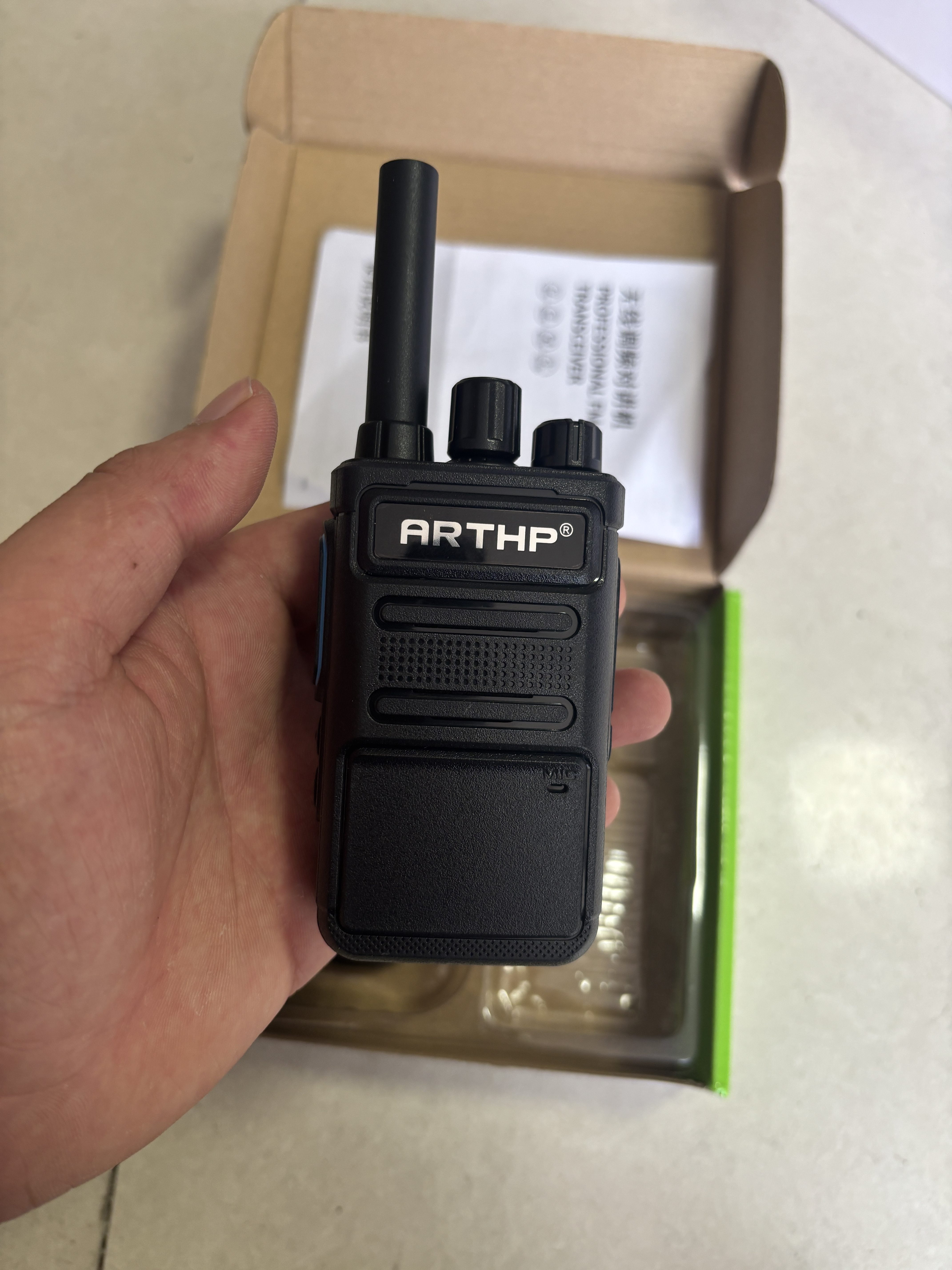 好攀宜佳艺术时代TP-2一键对频迷你对讲机户外大功率民用饭店酒店