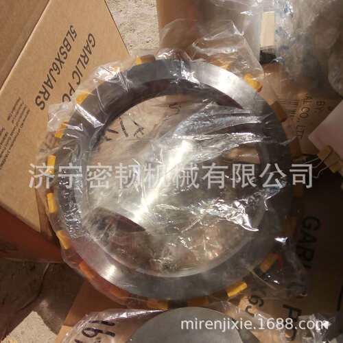 推土机D65P-12锁紧螺母