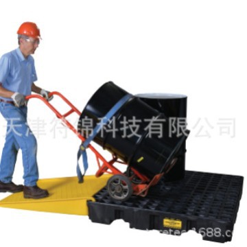 EAGLE带排水孔4桶塑料托盘现货