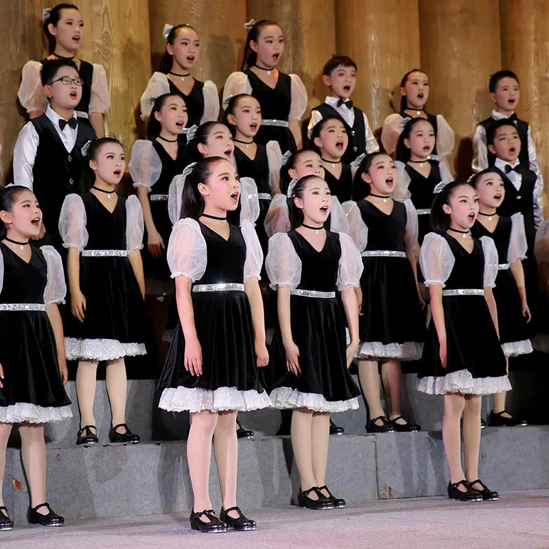 儿童合唱服演出服中小学生合唱团