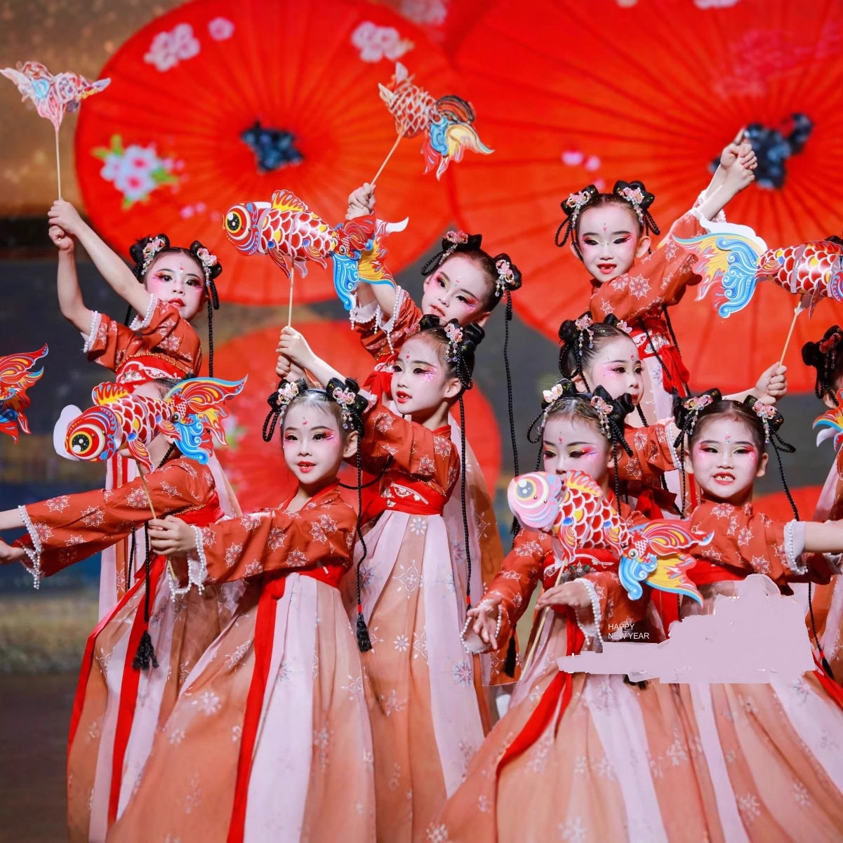 新款六一女童连衣裙儿童唐装古风