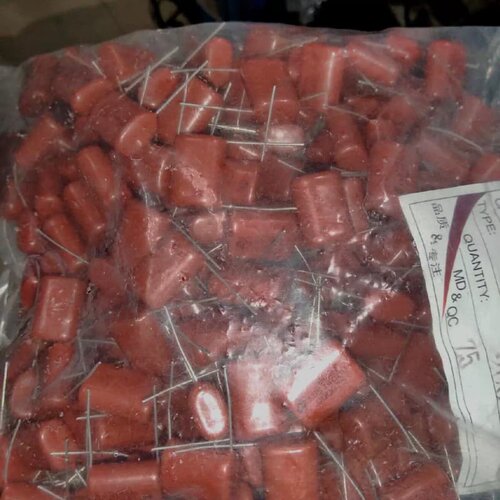 议价CBB电容400V/1.5uf每包200个，810克左右，有