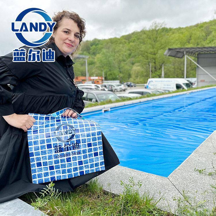 来图定制泳池罩抗UV耐氯游泳池保温膜PE薄膜气泡饱满防霉抗菌