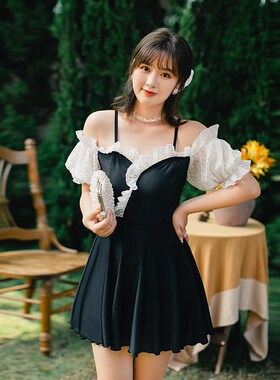 大码连体泳衣女胖mm2p00斤遮肚显瘦保守温泉小胸聚拢裙式韩国一字