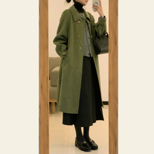 高级感绿色呢子大衣m女中长版2023秋冬日系小个子搭配显高毛呢外