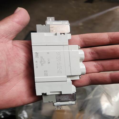 议价SMC进口电磁阀SY7220-5LOZ-02全新原装正品