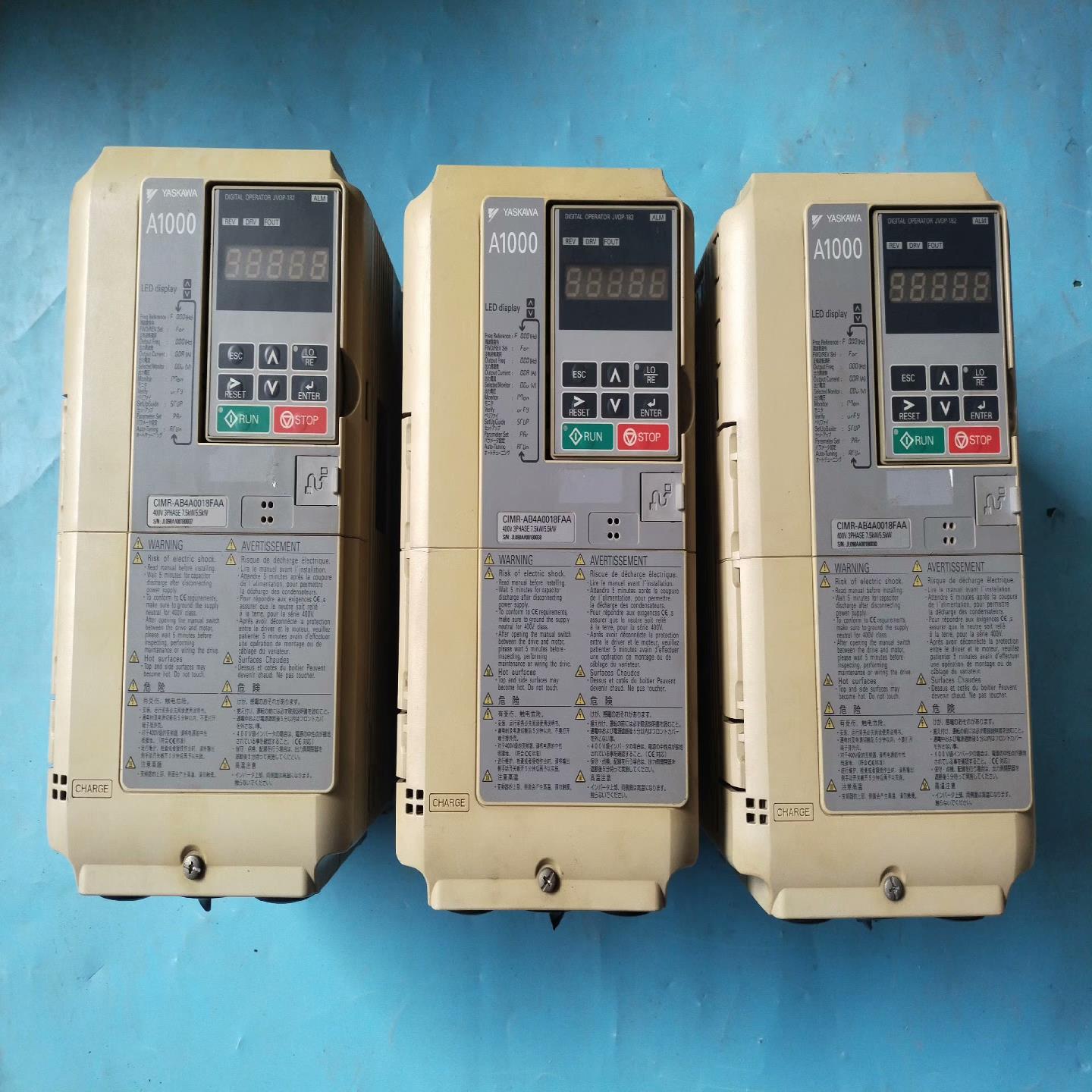 议价CIMR-AB4A0018FAA安川变频器A1000-75