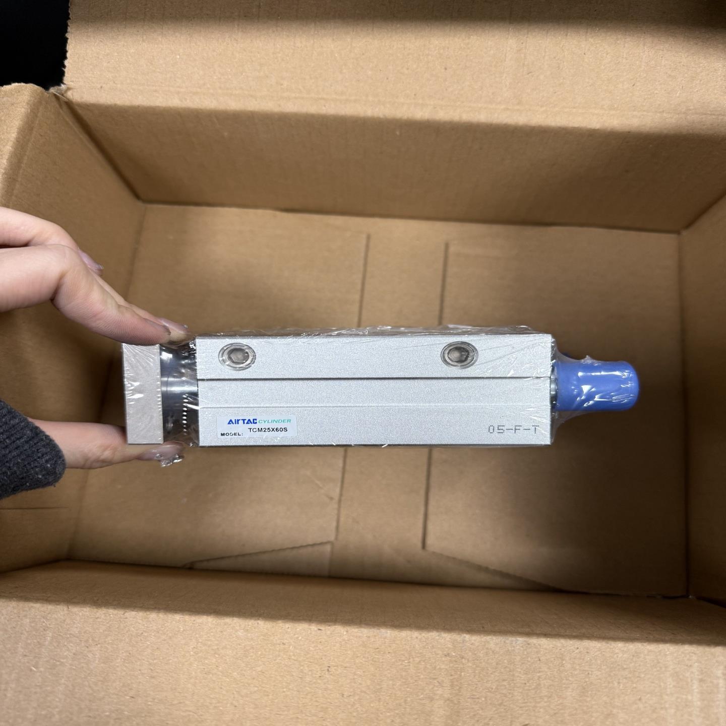 议价德客气缸 TCM25X60S