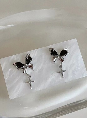 RONERAI甜酷金属女蝴蝶结耳环