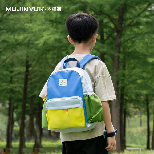 户外儿童旅游背包小学生轻便书包