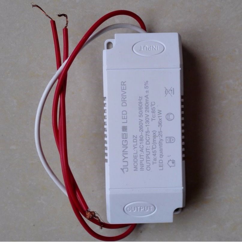 LED恒流驱动电源 吸顶灯整流变压器灯带射灯镇流器3w12W18W24W36w