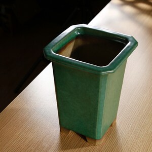 新款高档精品名家秦夕洪切面四方款宽口高签筒绿釉兰花盆景紫砂盆