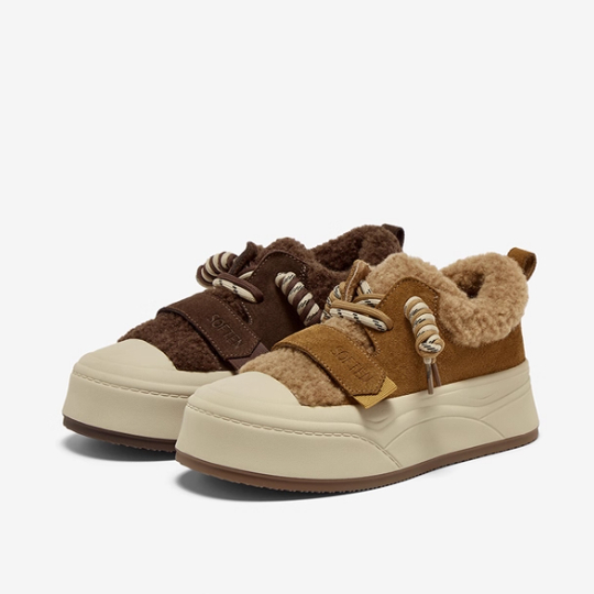 专柜正品百思图2025冬季新款女鞋板鞋时尚运动加绒休闲鞋E8017DM5