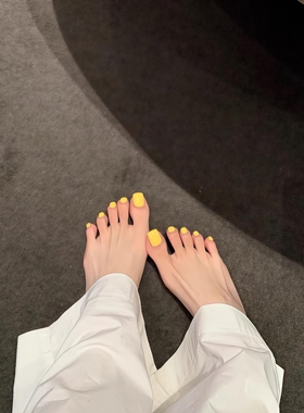 春夏新款显白脚趾甲美甲贴片高级感纯色黄色孕妇脚丫穿戴甲防水
