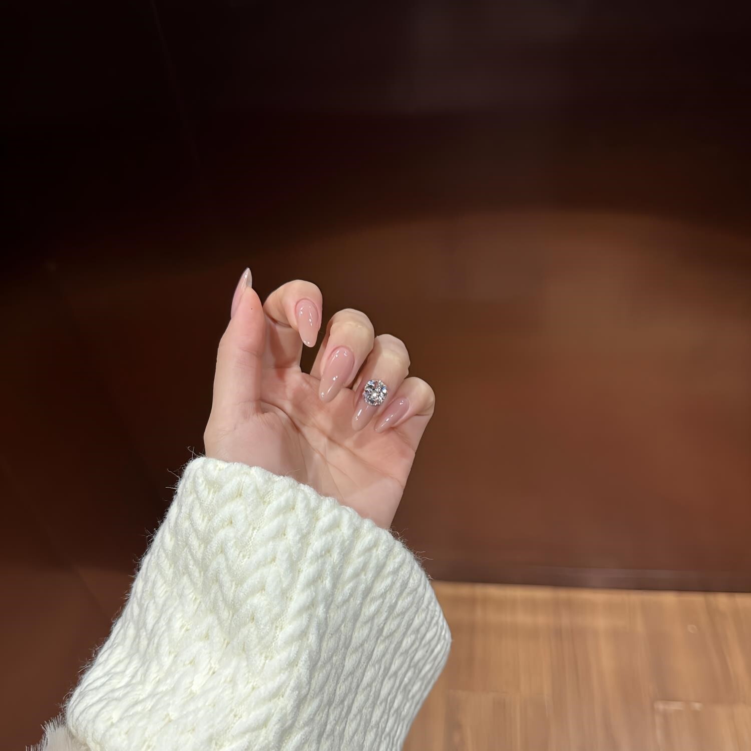 手工穿戴甲清透爆闪水钻美甲氛围感简约设计感钻球指甲显白高级感
