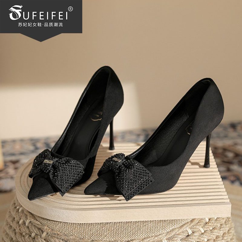 苏妃妃 蝴蝶结尖头黑色配牛仔裤高跟鞋女细跟2026年新款百搭单鞋
