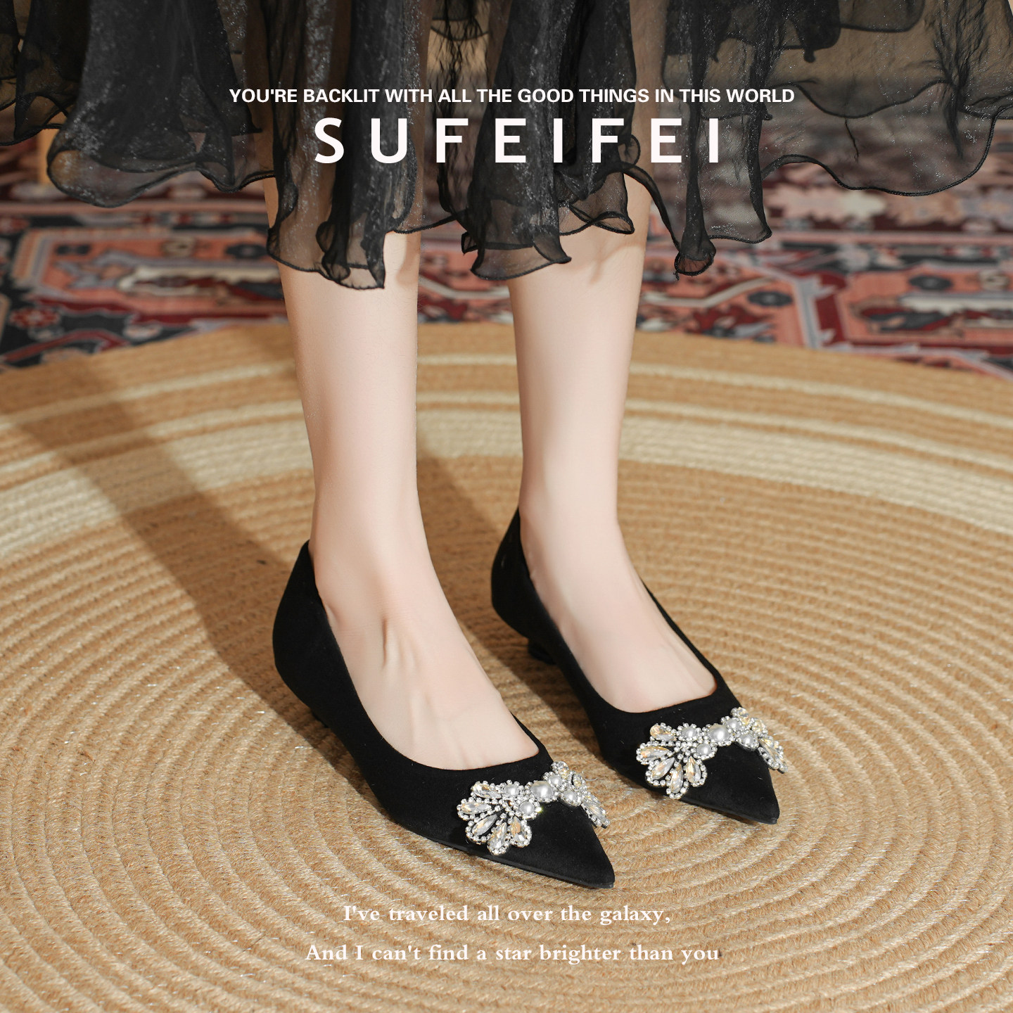 苏妃妃法式气质水晶花朵黑色尖头浅口单鞋女低跟百搭绸缎高跟鞋