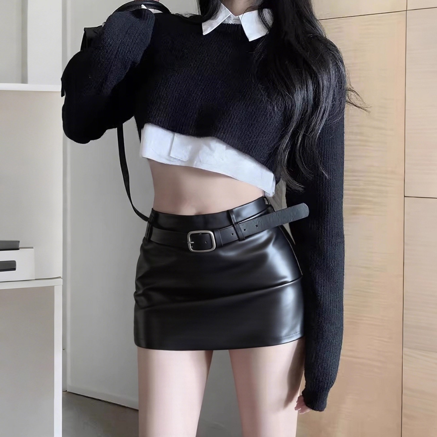 2025秋冬新款黑色时尚辣妹皮短裙