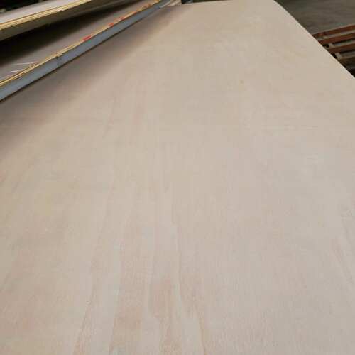 7厘--18厘原色杨木包装板二次成型砂光贴面板原色杨木面包装