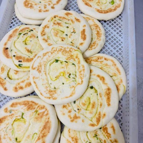 全自动油酥烧饼机加工山东驴肉火烧机白吉馍机馕饼机厂家直销