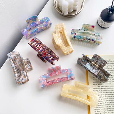 Acetic acid shark clip hair accessory for women