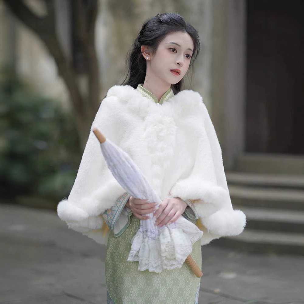 月光童话~加厚斗篷披肩配旗袍秋冬民国风高端大气保暖毛绒领...