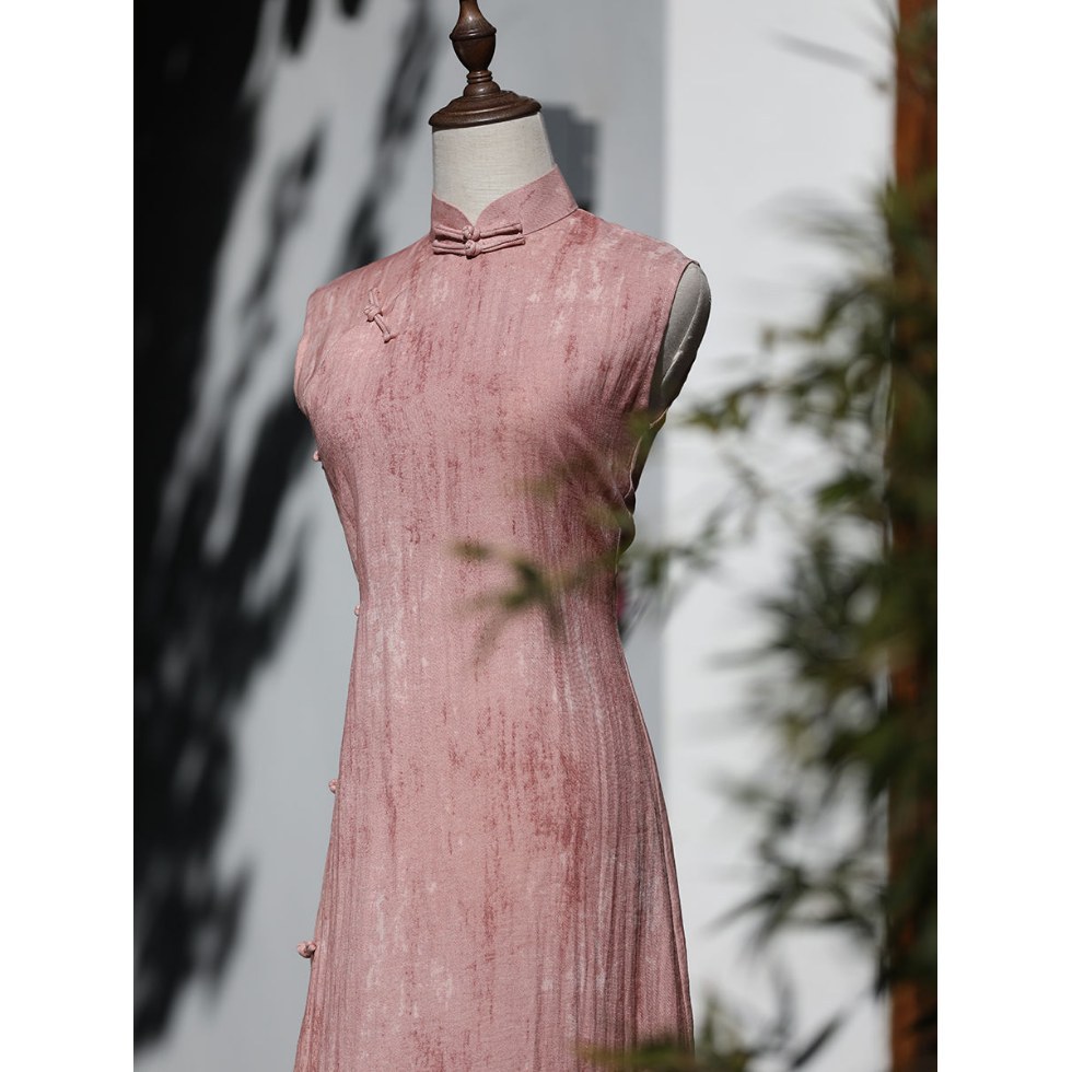 |粉色无袖复古改良修身旗