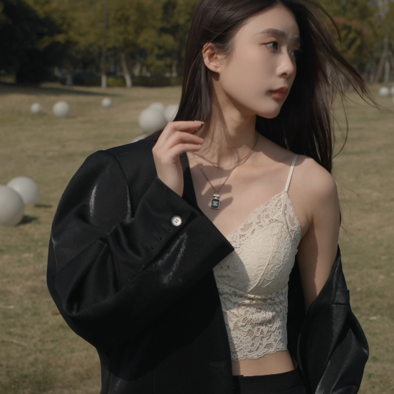 性感蕾丝内衣女网红美背薄款遮肚裹胸带胸垫一体式纯欲风打底背心