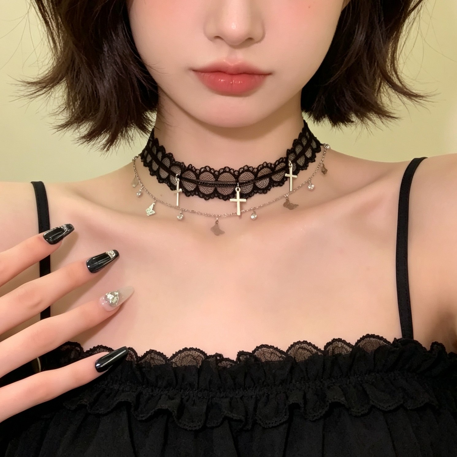 暗黑风十字架蕾丝双层叠戴项链女短颈链choker锁骨链朋克韩ins潮