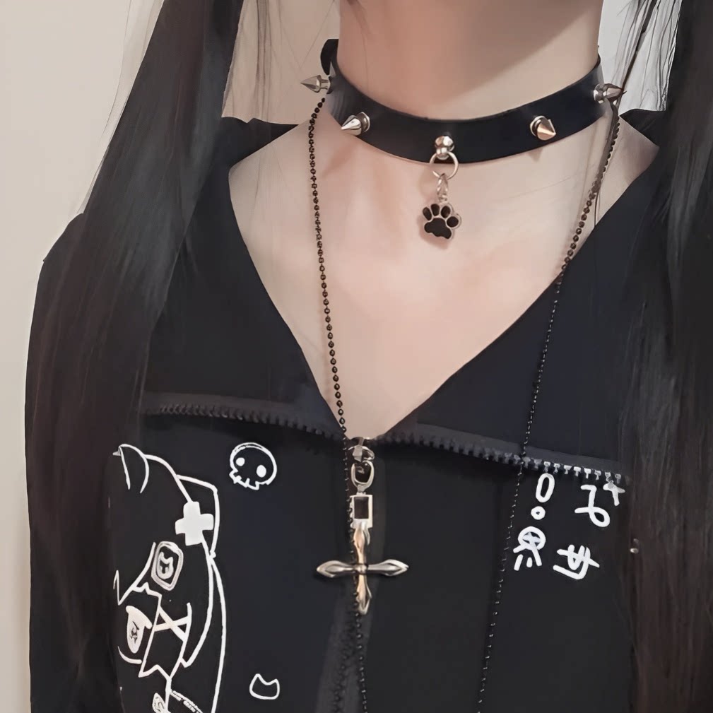 甜酷纯欲风铆钉狗爪吊坠项链女短choker项圈颈链锁骨链洛丽塔朋克