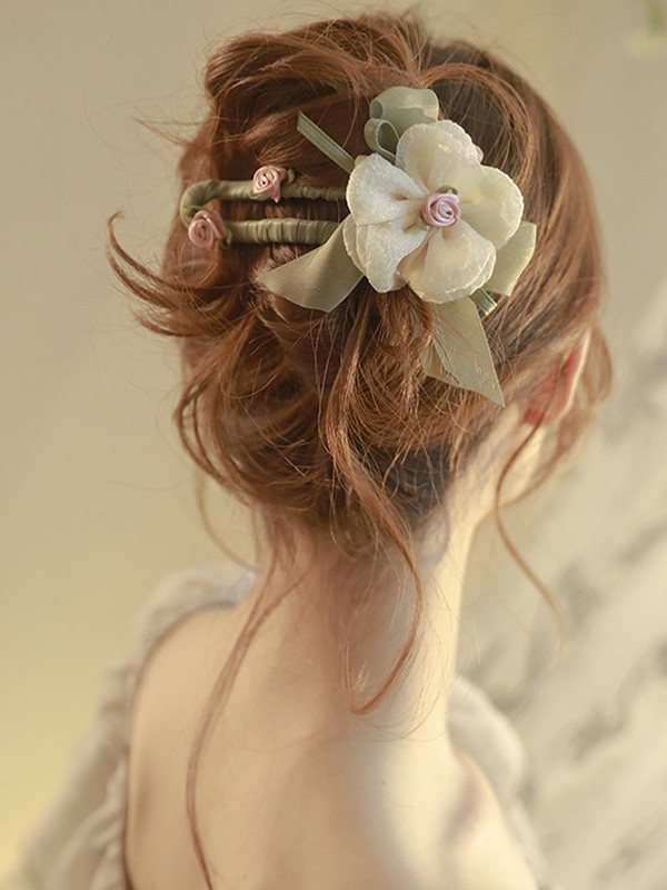 กิ๊บติดผมดอกไม้อารมณ์คำเดียวสำหรับผู้หญิง 2024 กิ๊บติดผมระดับไฮเอนด์ใหม่สำหรับด้านหลังศีรษะซุปเปอร์นางฟ้าคลิปปากเป็ดหมวกช่อง