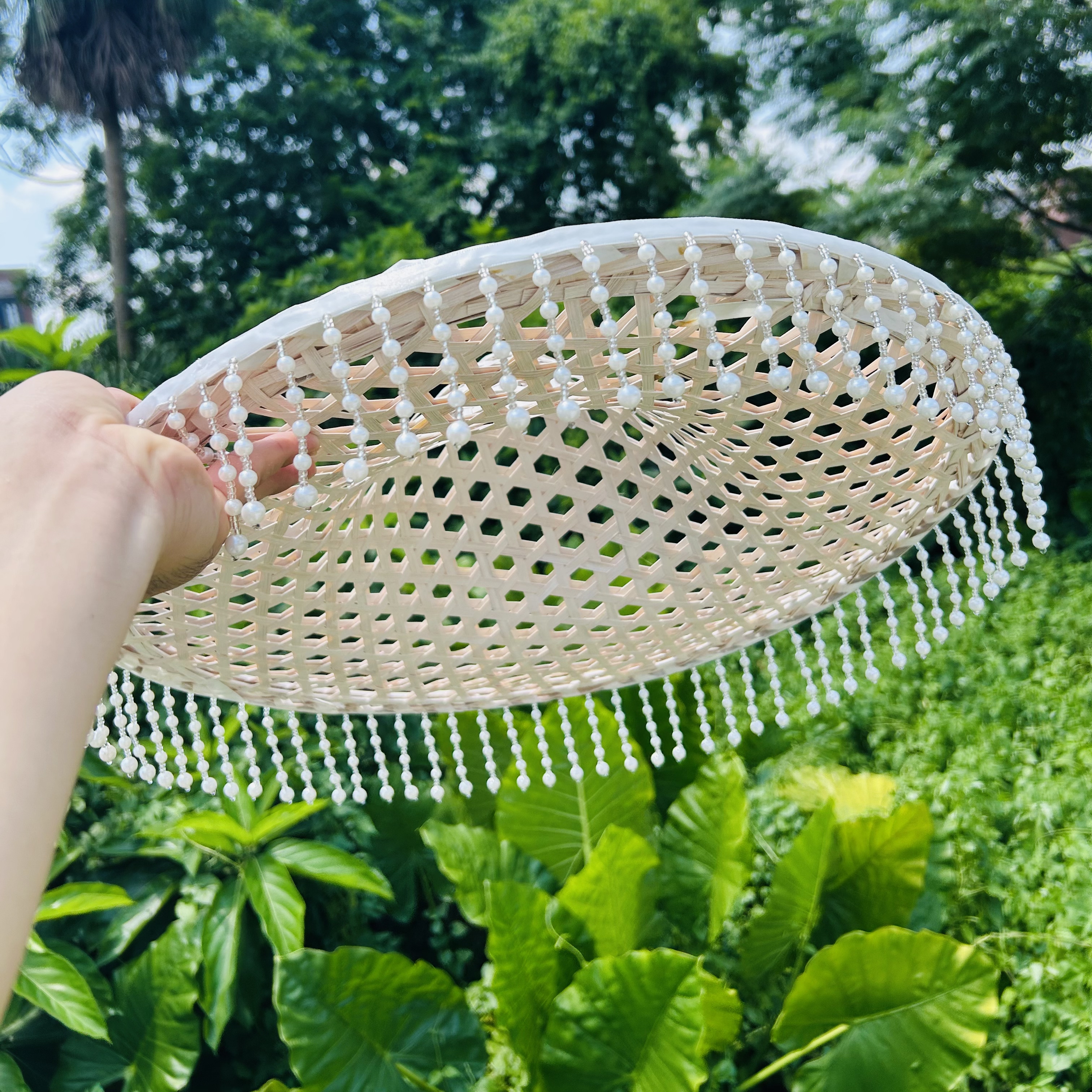 兼葭马一奥白色斗笠舞蹈走秀斗笠古装帽吊白色珠流苏斗笠侠女帽子